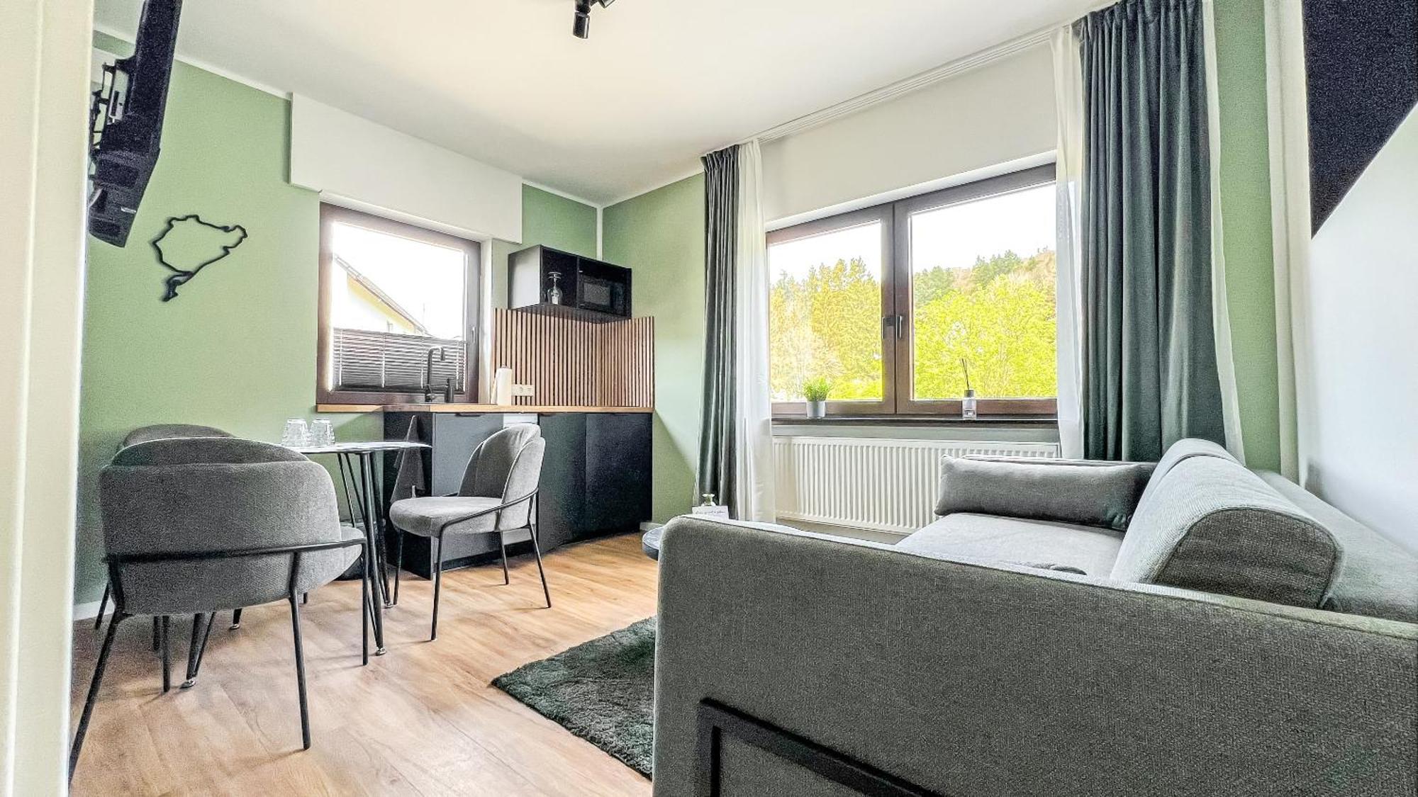 Hotel Zweite Heimat Nuerburg Kelberg Bagian luar foto